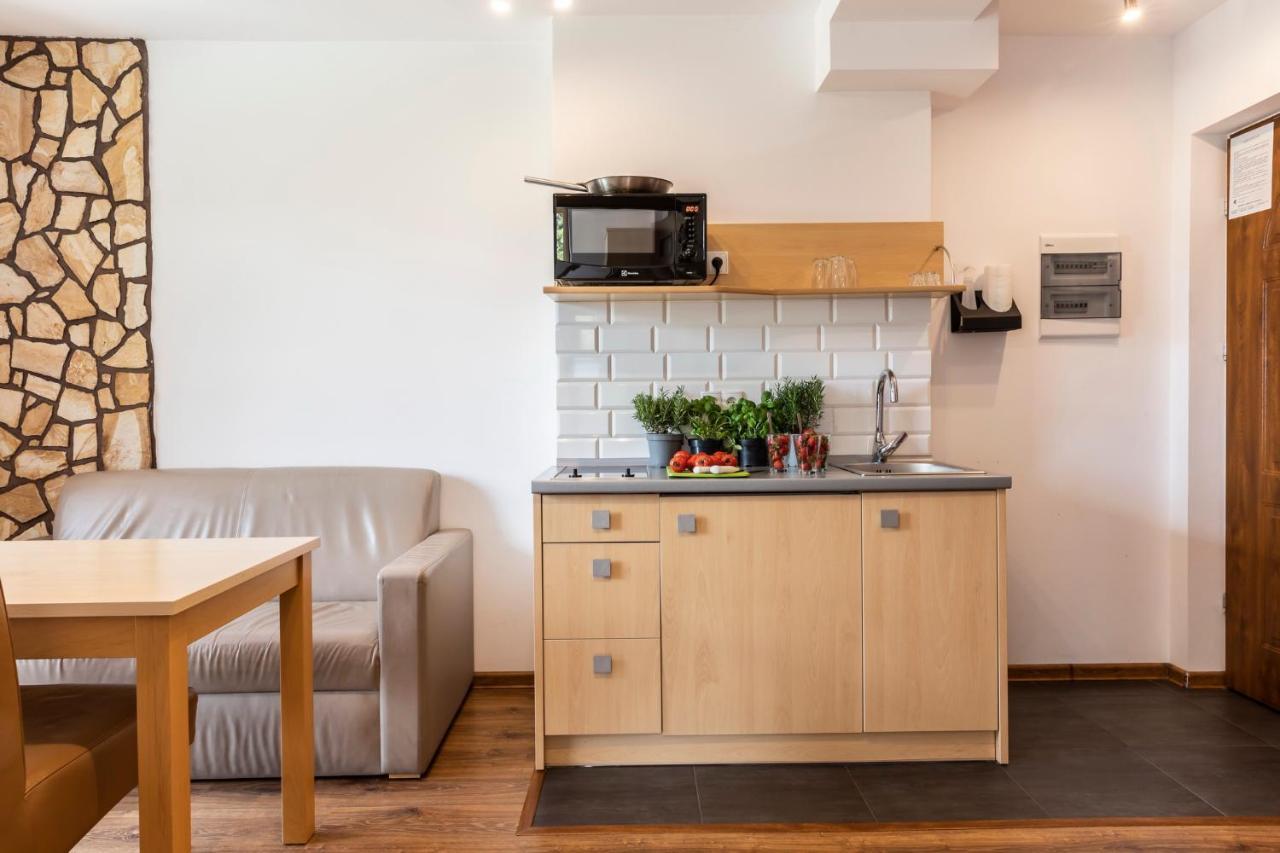 Udanypobyt Apartamenty Przy Dolinach E I F Kościelisko Exteriör bild