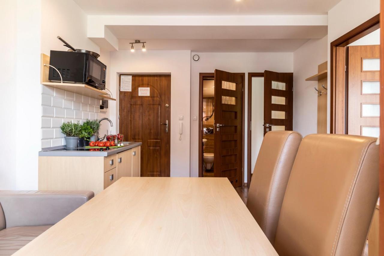 Udanypobyt Apartamenty Przy Dolinach E I F Kościelisko Exteriör bild