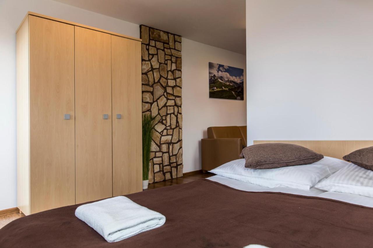 Udanypobyt Apartamenty Przy Dolinach E I F Kościelisko Exteriör bild